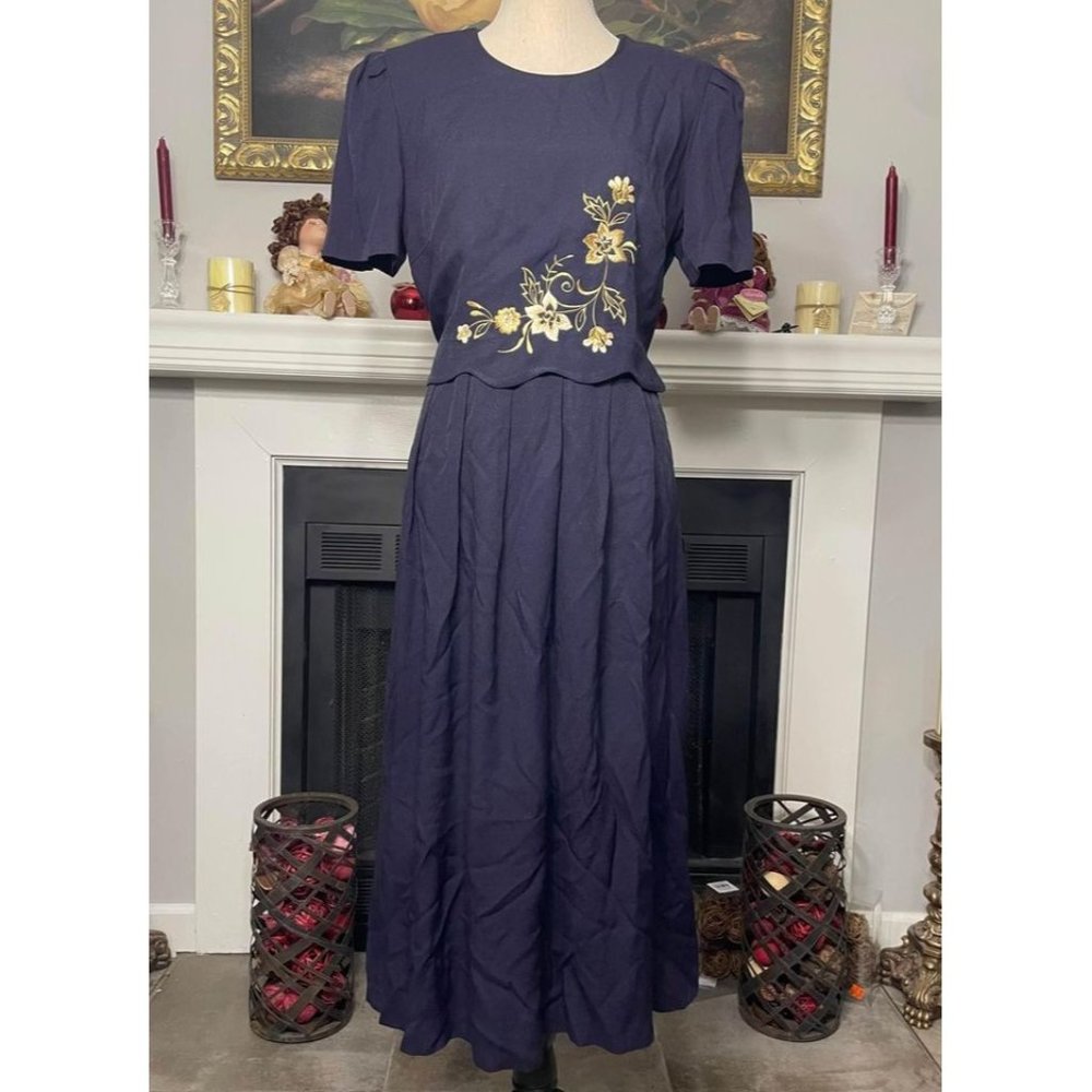 Vintage 90’s Peri Petites Navy Blue Dress with Gold Embroidery Flowers S…
